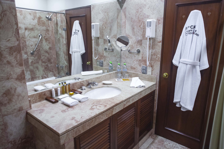 Bathroom 4, Luoxo Hotel, Lima