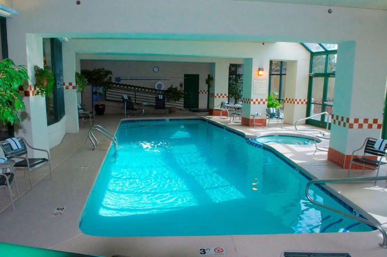 Sport & Beauty 5, Hampton Inn & Suites Flagstaff-West/NAU, Coconino