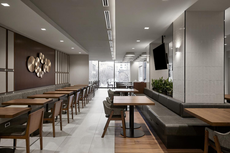 Food & Drinks 5, Hyatt Place Montreal Downtown, Montréal