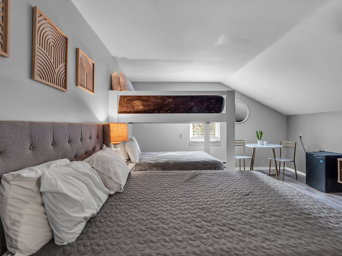 Bedroom 6