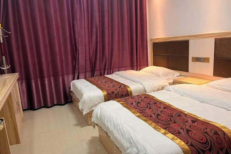 Bedroom 4, Dajiuhu Juyuan Hotel, Shennongjia