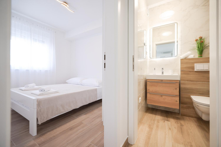 Bedroom 2, Duo Soles - Apartments with private parking near Zadar, Poličnik
