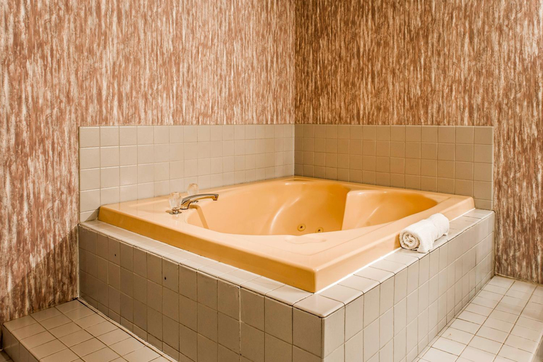 Bathroom 5, Quality Inn & Suites Goldendale, Klickitat