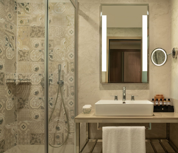Bathroom 5, Mövenpick Hotel Istanbul Asia Airport, Tuzla