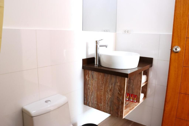 Bathroom 4, Hotel La Estancia Ica, Ica