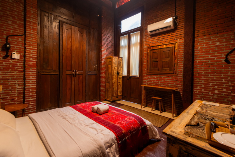 Bedroom 9