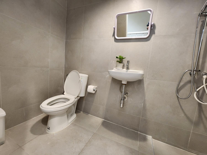 Bathroom 8