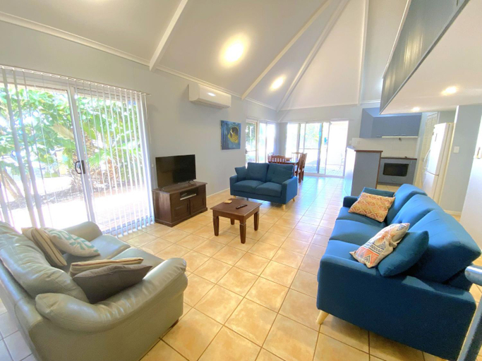 2, Osprey Holiday Village Unit 115, Exmouth