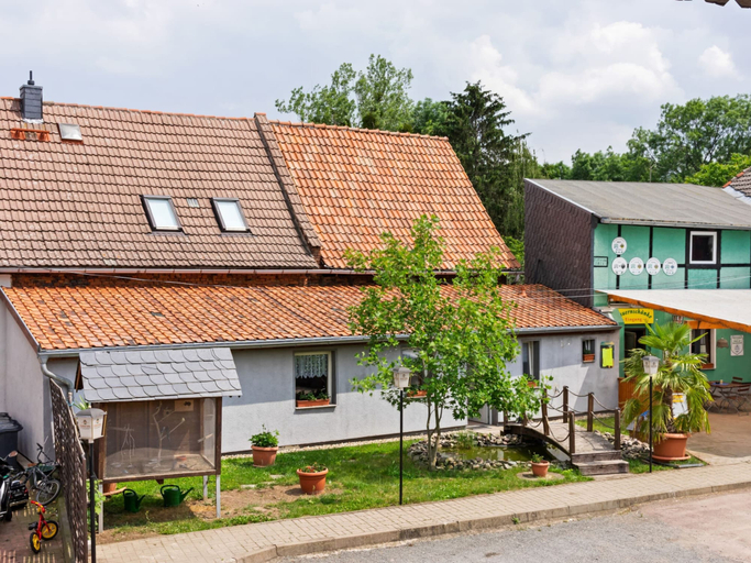 Primary image