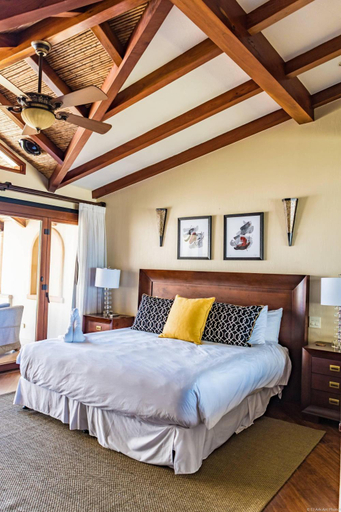 Others 3, Palms 5 Luxury Beachfront Villa, Santa Cruz