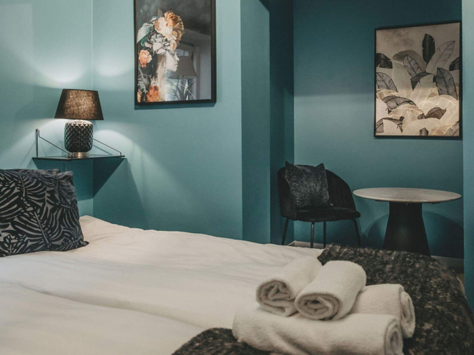 Room 5, 4 Star Holiday Home in Hisings Backa, Göteborg