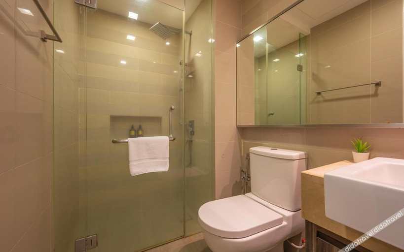 Bathroom 5, Greystone One Bukit Ceylon , Kuala Lumpur