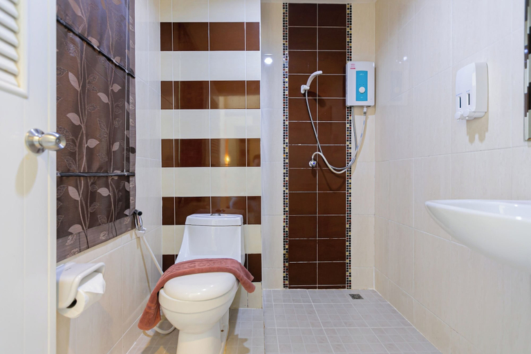 Bathroom 3