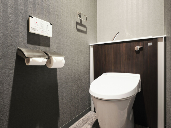 Bathroom 21