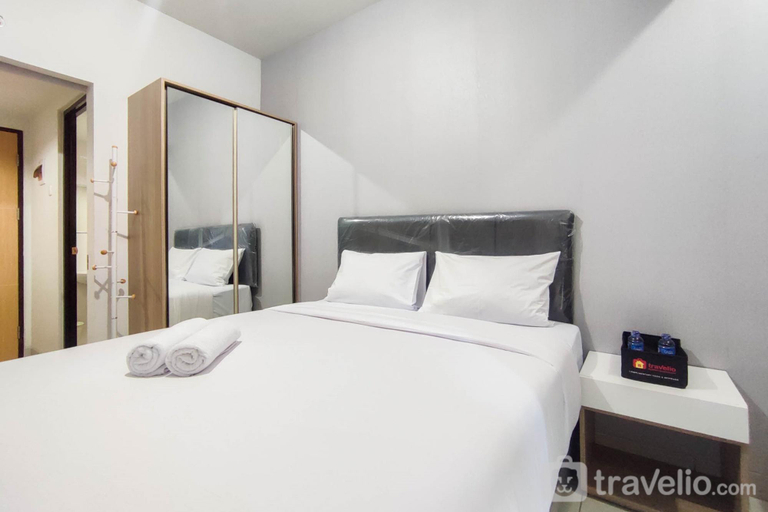 Bedroom 2, Cozy Living Studio at The Alton Apartment By Travelio, Semarang