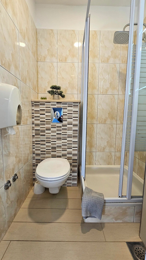 Bathroom 4, Villa Babilon, Pojezerje