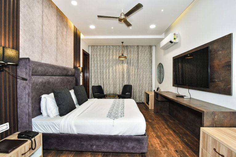 Bedroom 3, AH Grand Villa - Hotel Near Dalai Lama Temple, Kangra