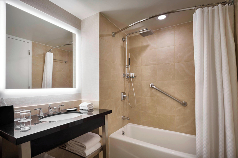 Bathroom 5, The Westin Alexandria Old Town, Alexandria