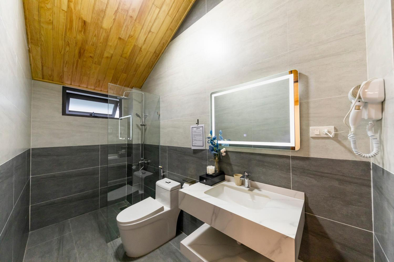 Bathroom 2, Olagi Hotel 2, Đà Lạt