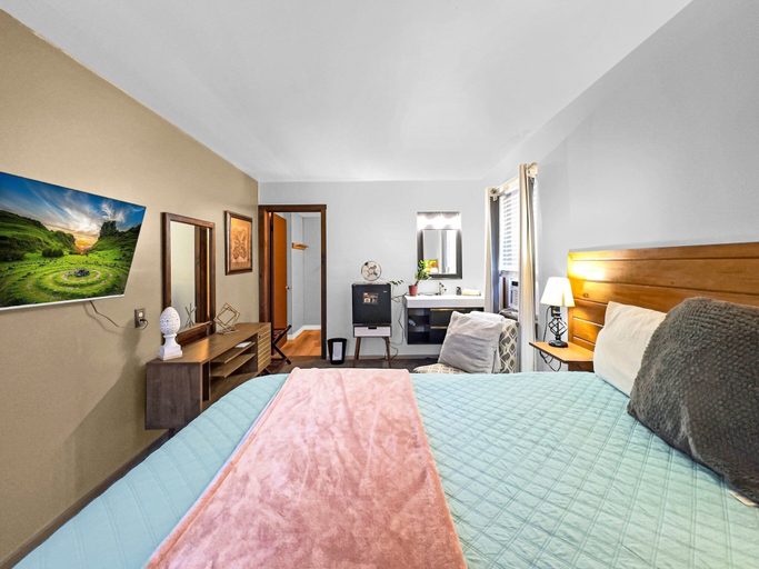 Bedroom 14