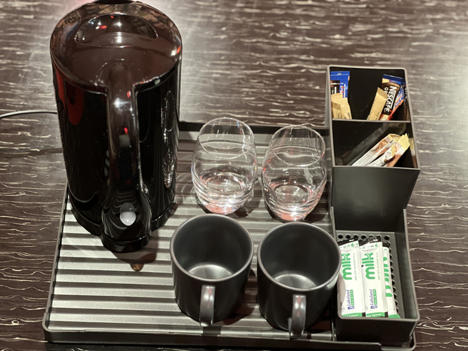 Food & Drinks 3, プライベート ブティック アパートメンツ ロンドン, London
