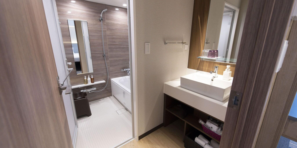 Bathroom 17