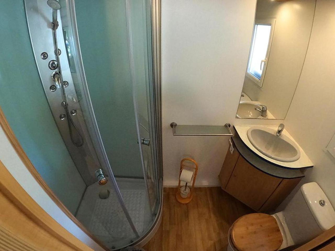Bathroom 2, Camping Breznik - Turnersee, Völkermarkt