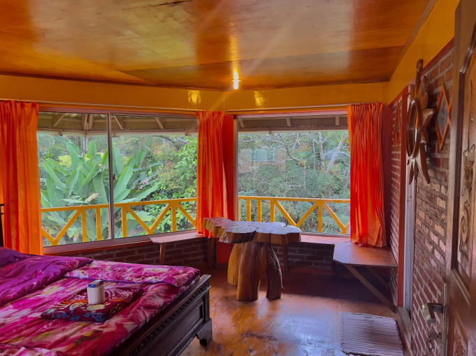 Others 4, Swindo Homestay 77, Small House, Karo