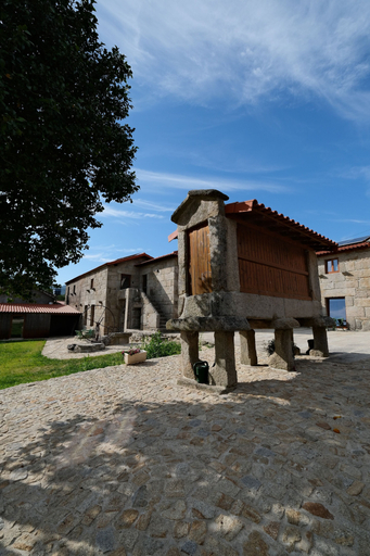 Exterior & Views 2, JADS Guesthouse, Montalegre
