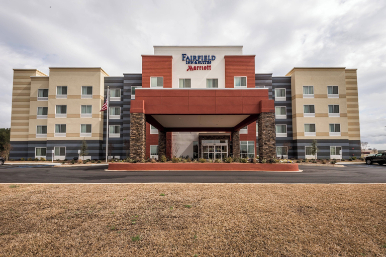 Exterior & Views 2, Fairfield Inn & Suites Meridian, Lauderdale