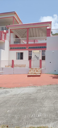 Others 5, Cliff-Villa