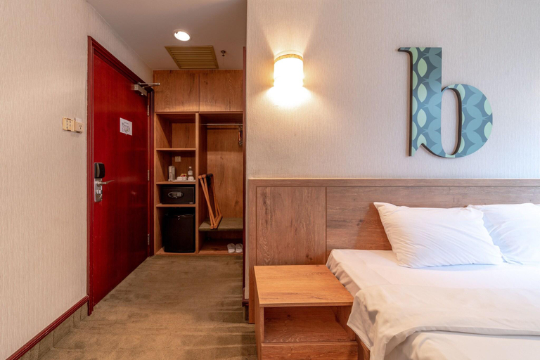 Bedroom 12