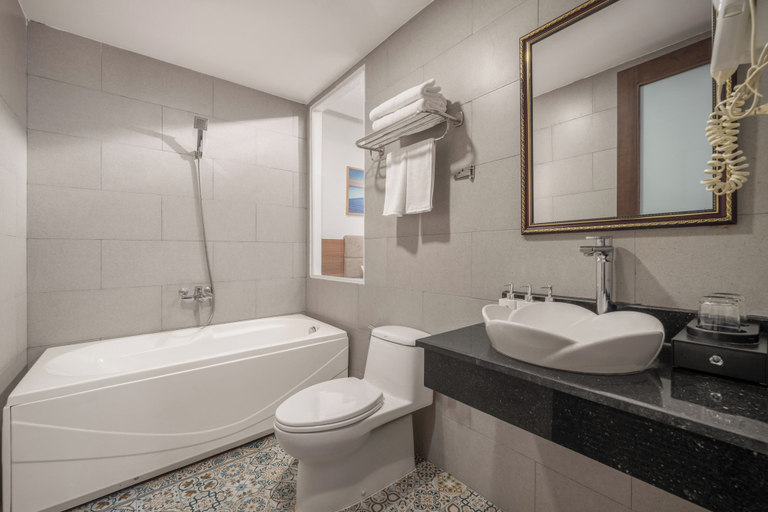 Bathroom 3, Platinum Orchid Hotel Danang, Da Nang