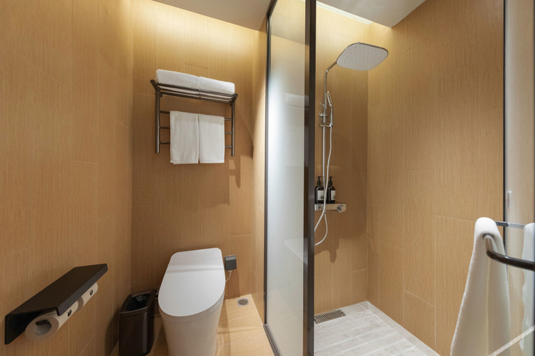 Bathroom 3, Ji Hotel Beijing Convention Center, Beijing