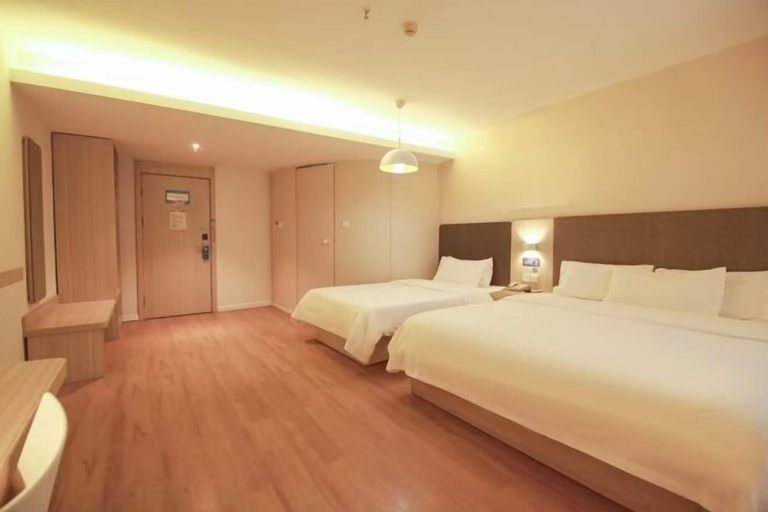 Bedroom 3, HanTing Hotel (Beidaihe Laohushi), Qinhuangdao