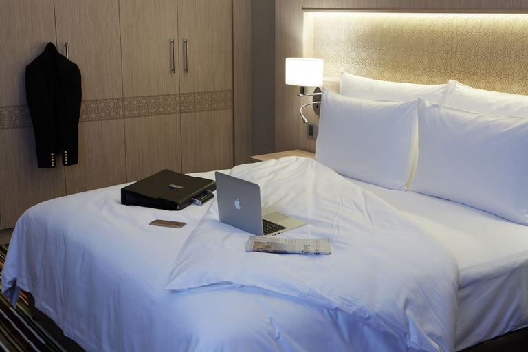 Bedroom 3, Naumi Hotel Dubai, Dubai