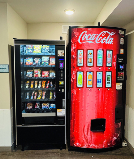 Food & Drinks 5, WoodSpring Suites Knoxville West, Knox