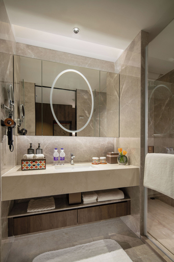 Bathroom 7