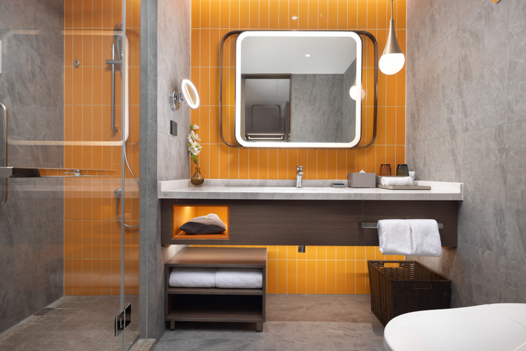 Bathroom 3, Home2 Suites by Hilton Hefei South Railway Station, Hefei