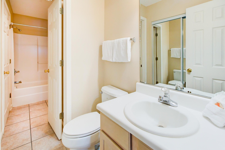 Bedroom 4, Windancer 204, Walton