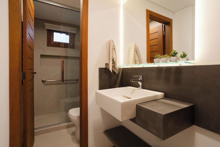 Bathroom 4, Santi Sabai Ibira - Um Refúgio às Margens da Lagoa, Imbituba