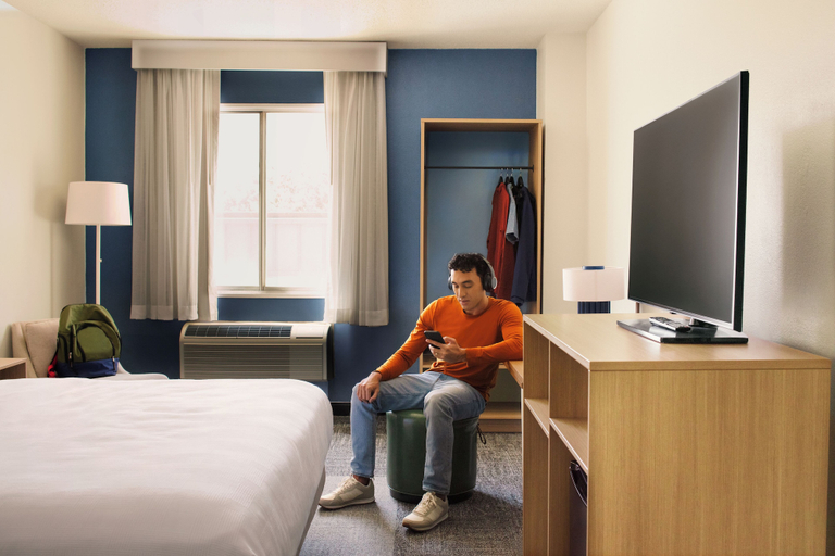 Bedroom 3, Spark by Hilton Tuscaloosa University, Tuscaloosa