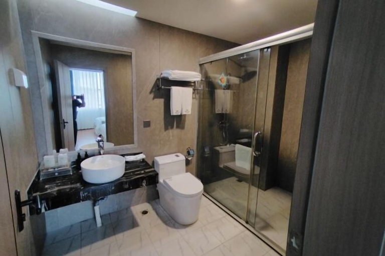 Bathroom 9