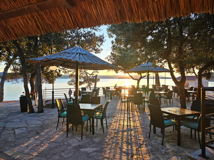 Food & Drinks 2, Mobile home Luka, Biograd na Moru