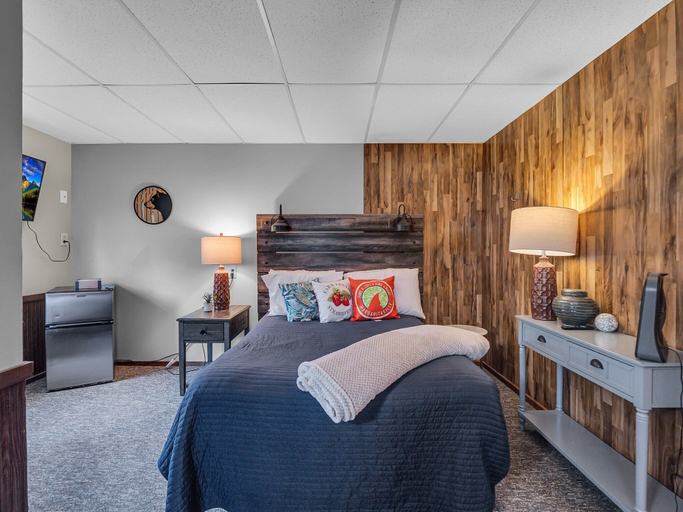 Bedroom 6