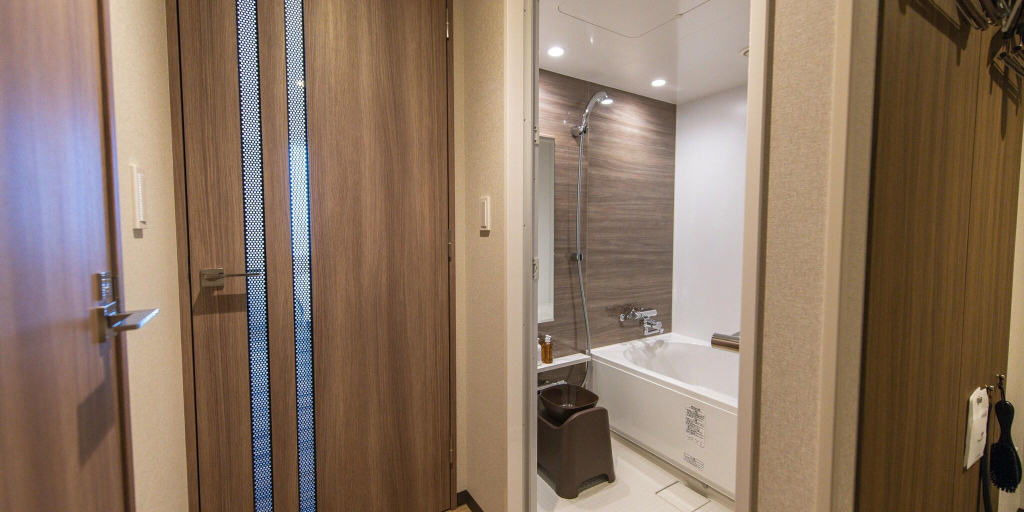 Bathroom 11