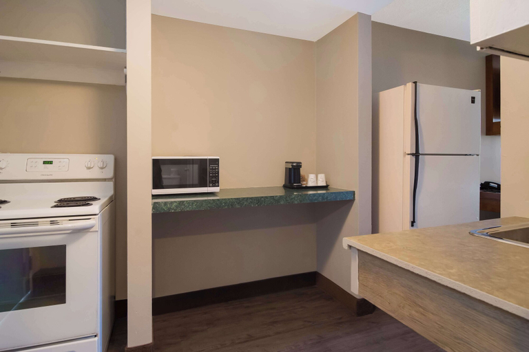 Others 5, Canadas Best Value Inn & Suites Kamloops, Thompson-Nicola