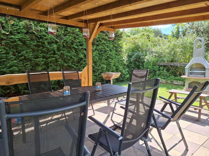 Food & Drinks 2, Gaststatte und Pension Zur Schiene, Saalekreis
