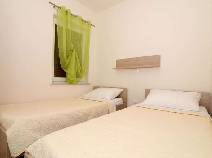 Bedroom 2, Apartment in Ljubac With Barbecue, Ražanac