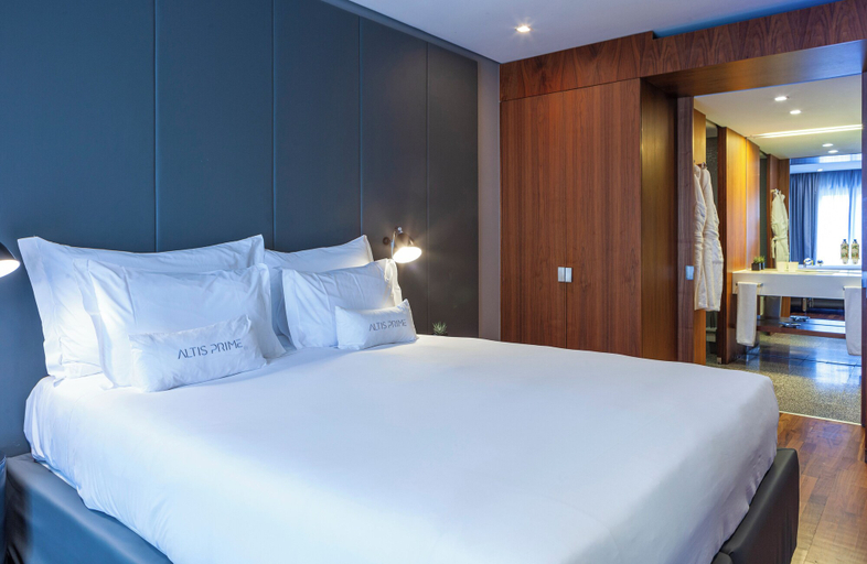 Bedroom 15